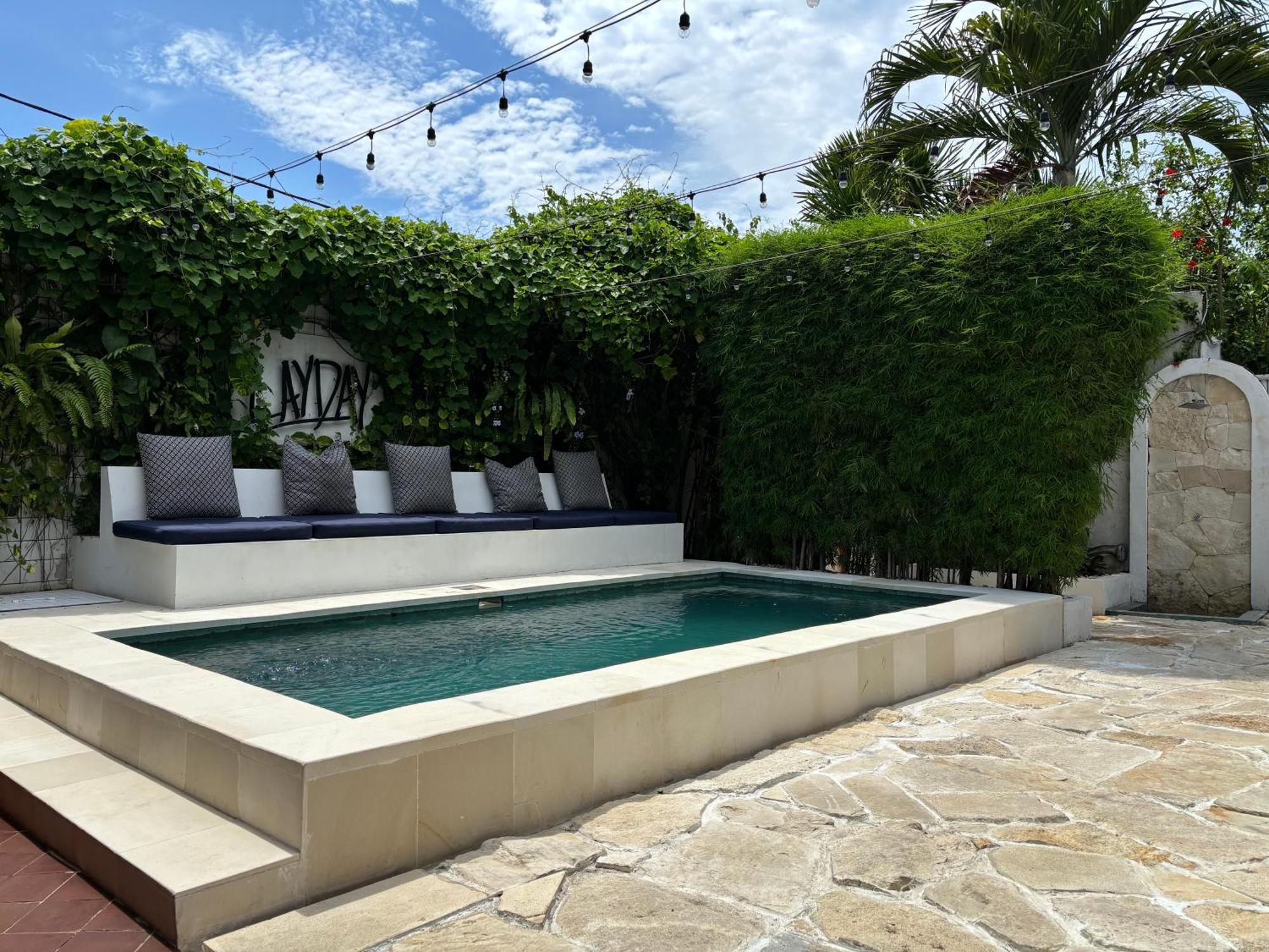 Lay Day Hostel Canggu Екстер'єр фото